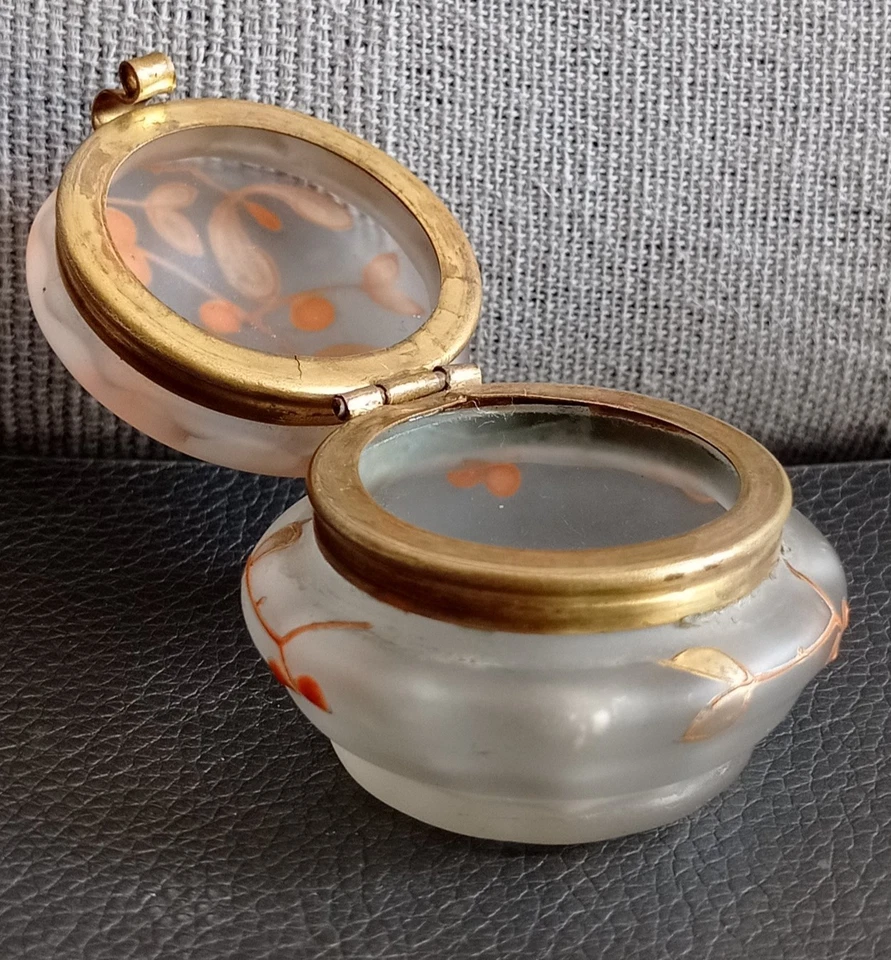Ancien Poudrier Boîte à Pilules Verre Emaillé Art Nouveau Gui - Photo 4/4