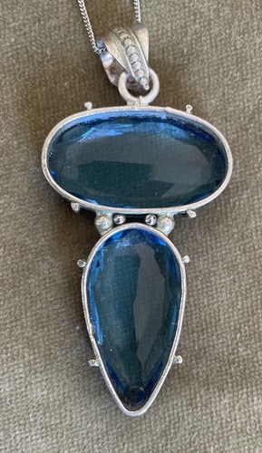 Ladies Vintage Silver Blue Crystal Necklace and Ring - Picture 5 of 5