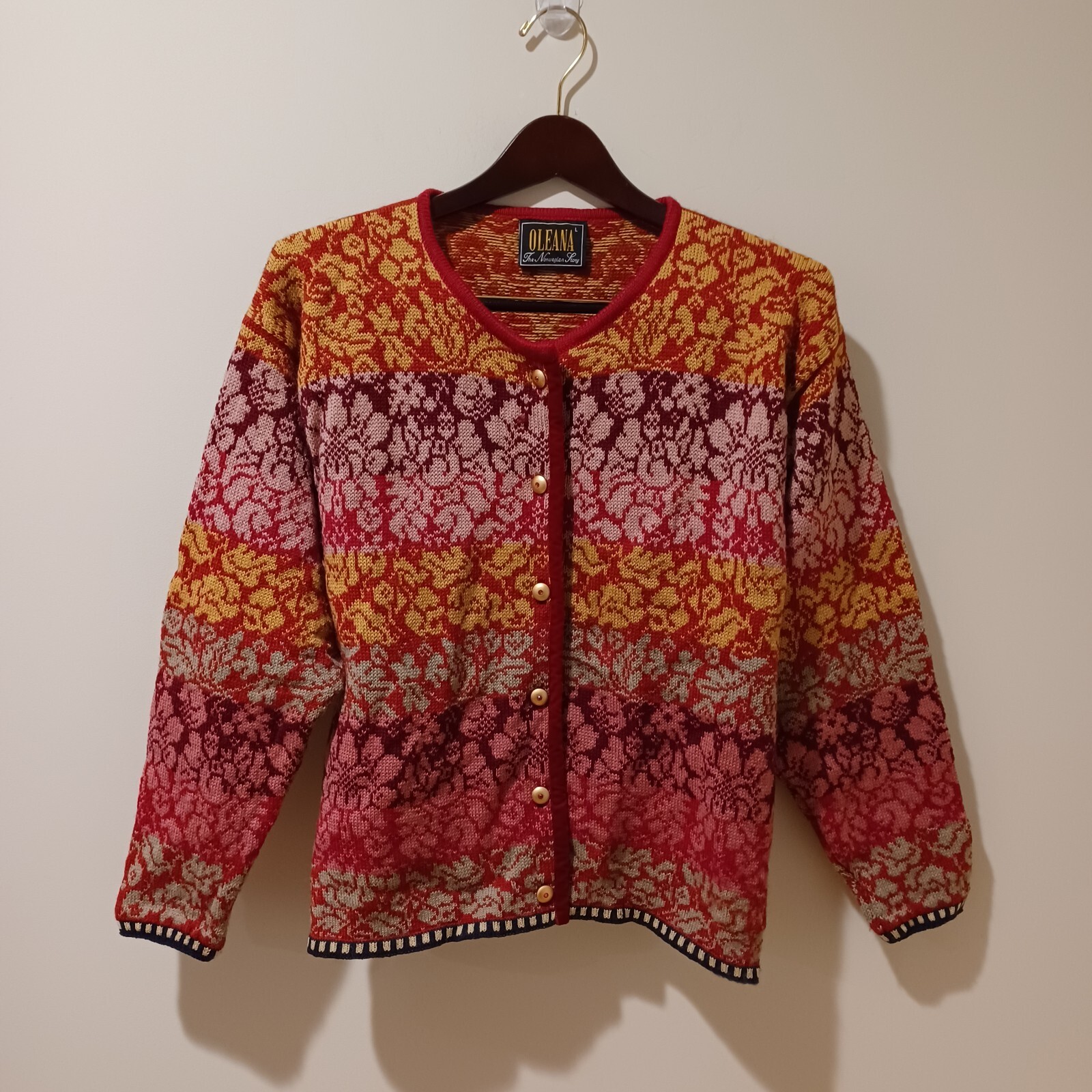 Vintage Oleana The Norwegian Story 100 Pure New Wool Floral Folklore