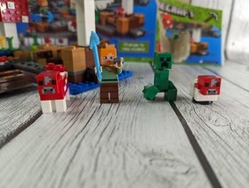 LEGO Minecraft the Mushroom Island 21129 100% Complete W/Box & Instructions 