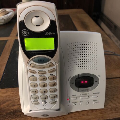 General Electric GE Cordless Phone & Base 27995GE1A Built In Answering