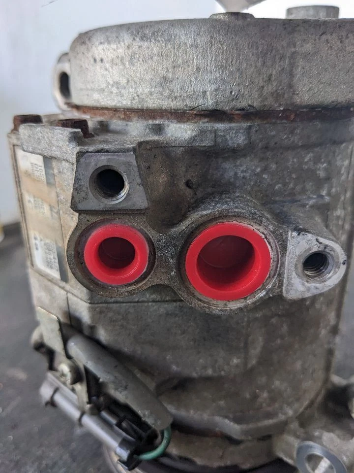 Compressor CA compatível com 17-21 EXPRESS 2500 VAN 1163510 - Imagem 3 de 4