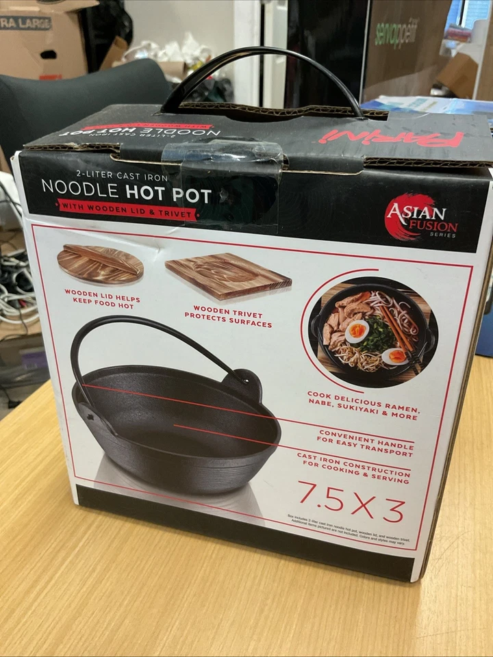 Olla caliente de fideos con tapa de madera y remache - Parini de hierro fundido de 2 litros Foto 3 de 4