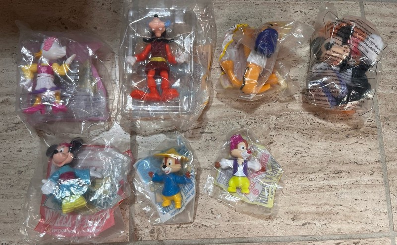 Mcdonalds 1993 Mickey & Friends Epcot Minnie Pluto Daisy Goofy Chip Dale+Mickey!