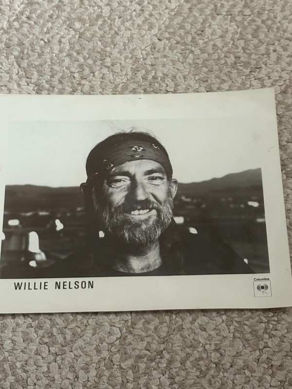 VNTG 1980'S WILLIE NELSON BLACK AND WHITE COLUMBIA RECORDS PROMO 8 X 10 PHOTO