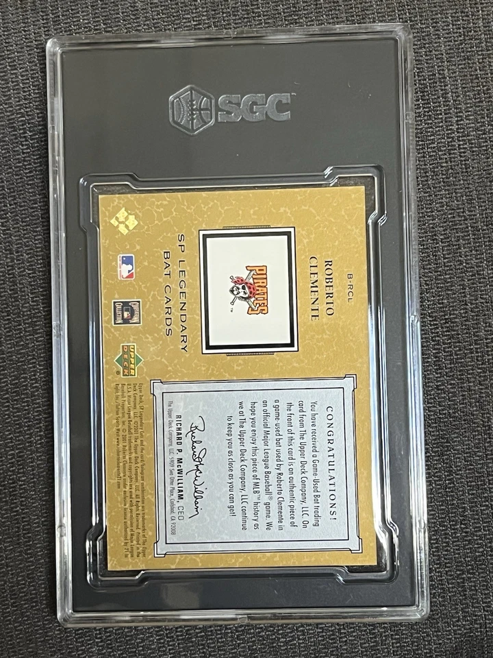 ROBERTO CLEMENTE 2001 Upper Deck SP Legendary Cuts Game Used Bat - SGC 8 NmMt - Image 2 of 3
