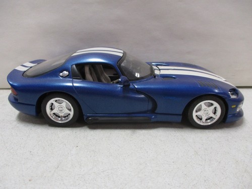 Brookfield 1995 Dodge Viper GTS 1/24 Plastic - Picture 3 of 6