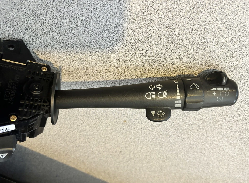 03-06 SILVERADO Sierra Turn Signal Wiper Switch Combo Used 12450067 - Image 4 of 4