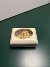 Vtg  DaySpring Ceramic Trinket Box w/Jesus Filed With Daily Bible Verses 3"X4"