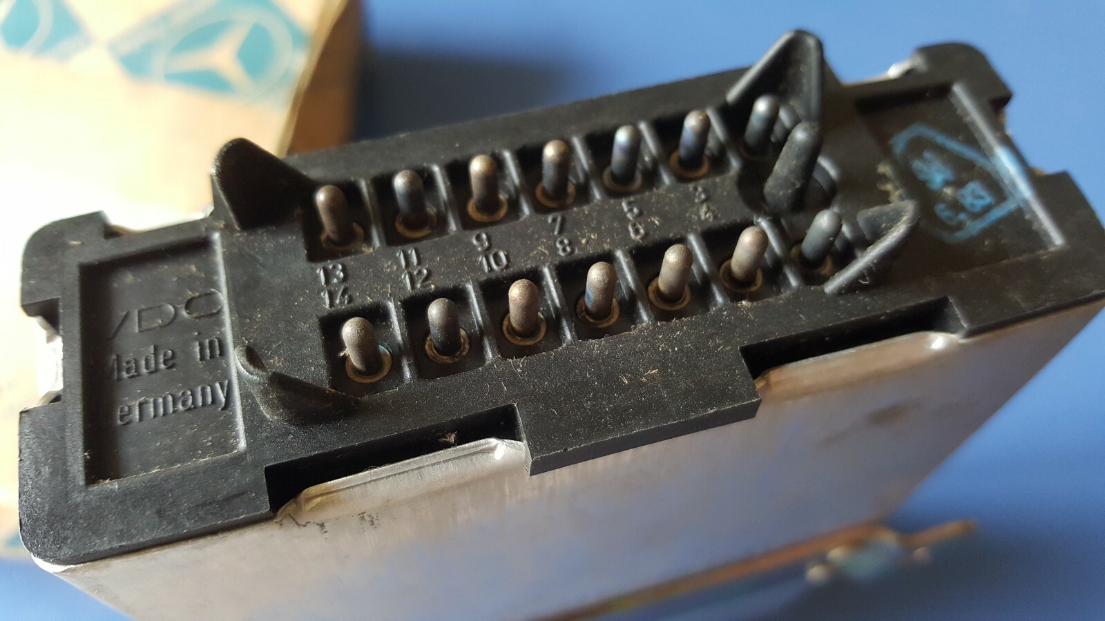 Mercedes Benz W126 tempomat cruise control amplifier module 0015457632