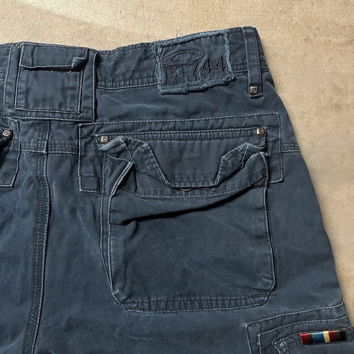 Vintage Y2K Oakley Navy Tactical Cargo Shorts W34 | eBay Vintage Y2K Oakley Navy Tactical Cargo Shorts W34 | eBay