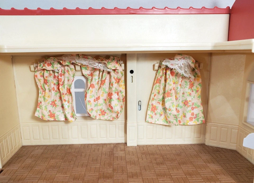 Sylvanian Families Calico Critters REPLACEMENT CURTAINS - Image 2 of 4