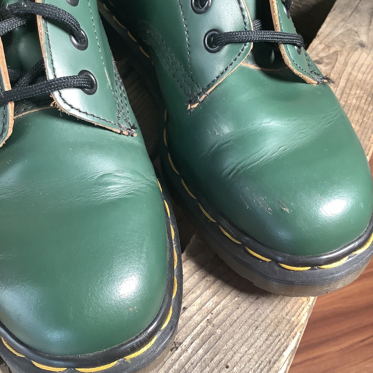 Dr. Martens 1460 Made in England Vintage Green Leather 8 Hole Boots - UK5 EU38