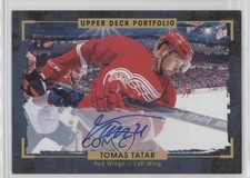 2015-16 Upper Deck Portfolio Auto Tomas Tatar #144 Auto 2u9