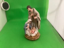 Joseph Studio Holy Family Christmas Nativity Scene Display Figurine
