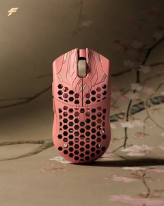 ［値下げ］Finalmouse Ultralight X ULX ゲーミングマウ Finalmouse Ultralight X Phantom Lion M Medium Gaming Mouse