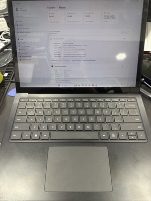Microsoft Surface Laptop 5 i7-1265U 16GB RAM 256GB SSD - Screen Flicker Issue