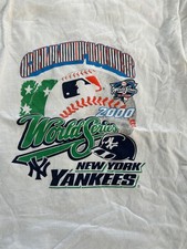 Vintage New York Yankees MLB World Series Champions 2000 White T-shirt