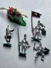 Marx Medieval Knights 5, 1.5"- 1966 Castle Playset/Milton Bradley Seige  (002)