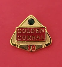 GOLDEN CORRAL SERVICE PIN 10 YEAR