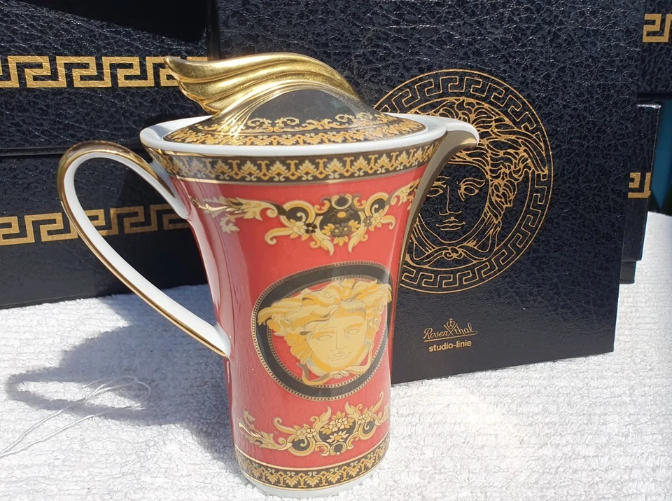 NUEVA Jarra Rosenthal Versace Medusa Roja Crema con Tapa, Nueva en Caja Foto 4 de 4