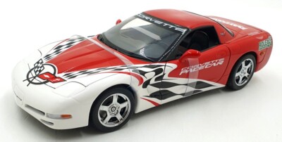 Diecast 1/18: Chevrolet Corvette Official Pace Car 1978 par UT