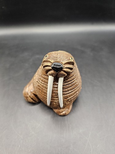 VINTAGE ARTISANIA RINCONADA WALRUS BRIGHT SHINY WHITE TUSKS WITH ORIGINAL BOX - Picture 2 of 7