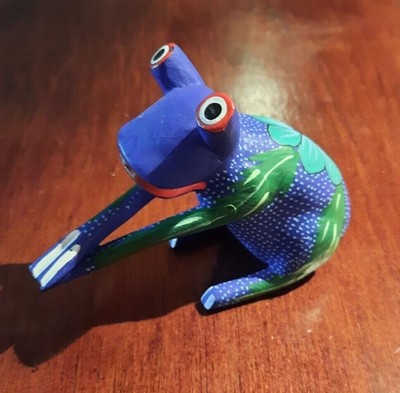 Oaxacan Carving, Oaxaca Mexico, Alebrije Dark Blue Frog Toad