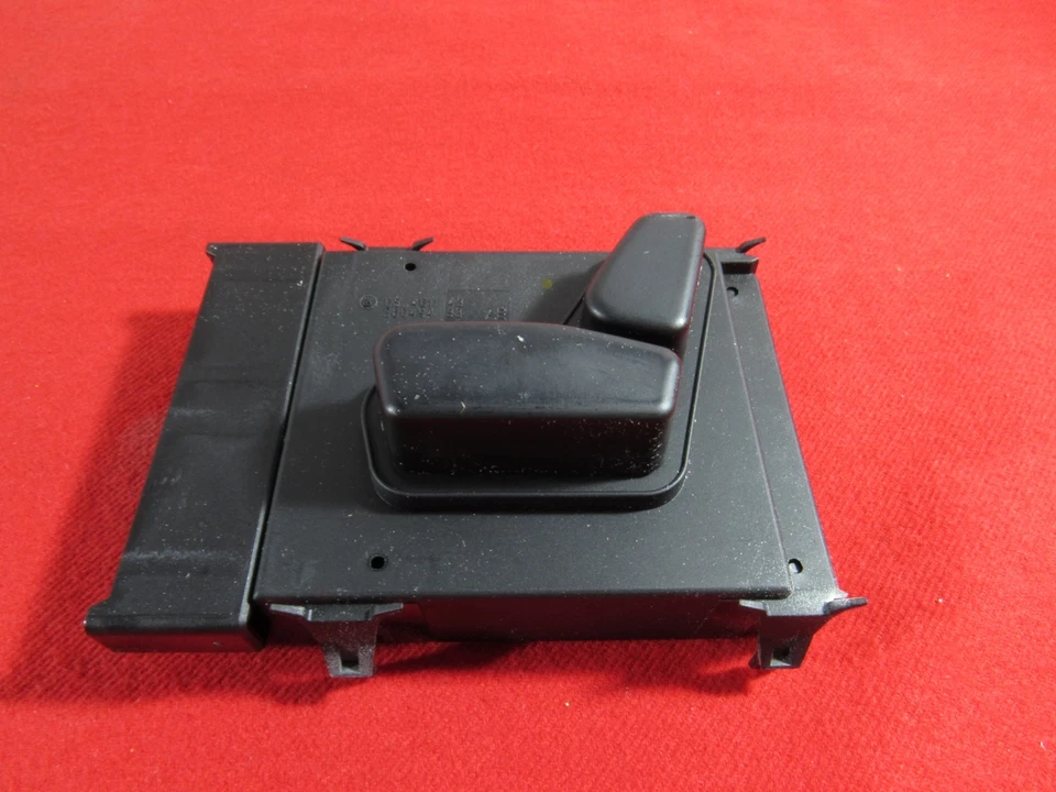 Interruptor de asiento eléctrico del lado del conductor Dodge Chrysler Jeep RAM NUEVO OEM MOPAR Foto 2 de 4