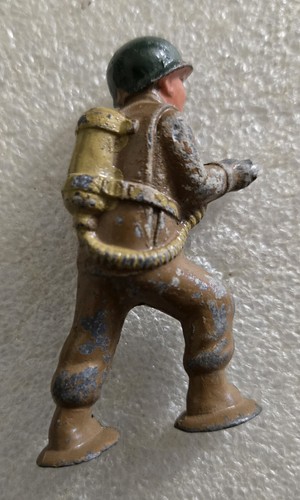 Vintage Barclay Lead Soldier Pod Foot Soldier with 3 Free - Picture 3 of 10
