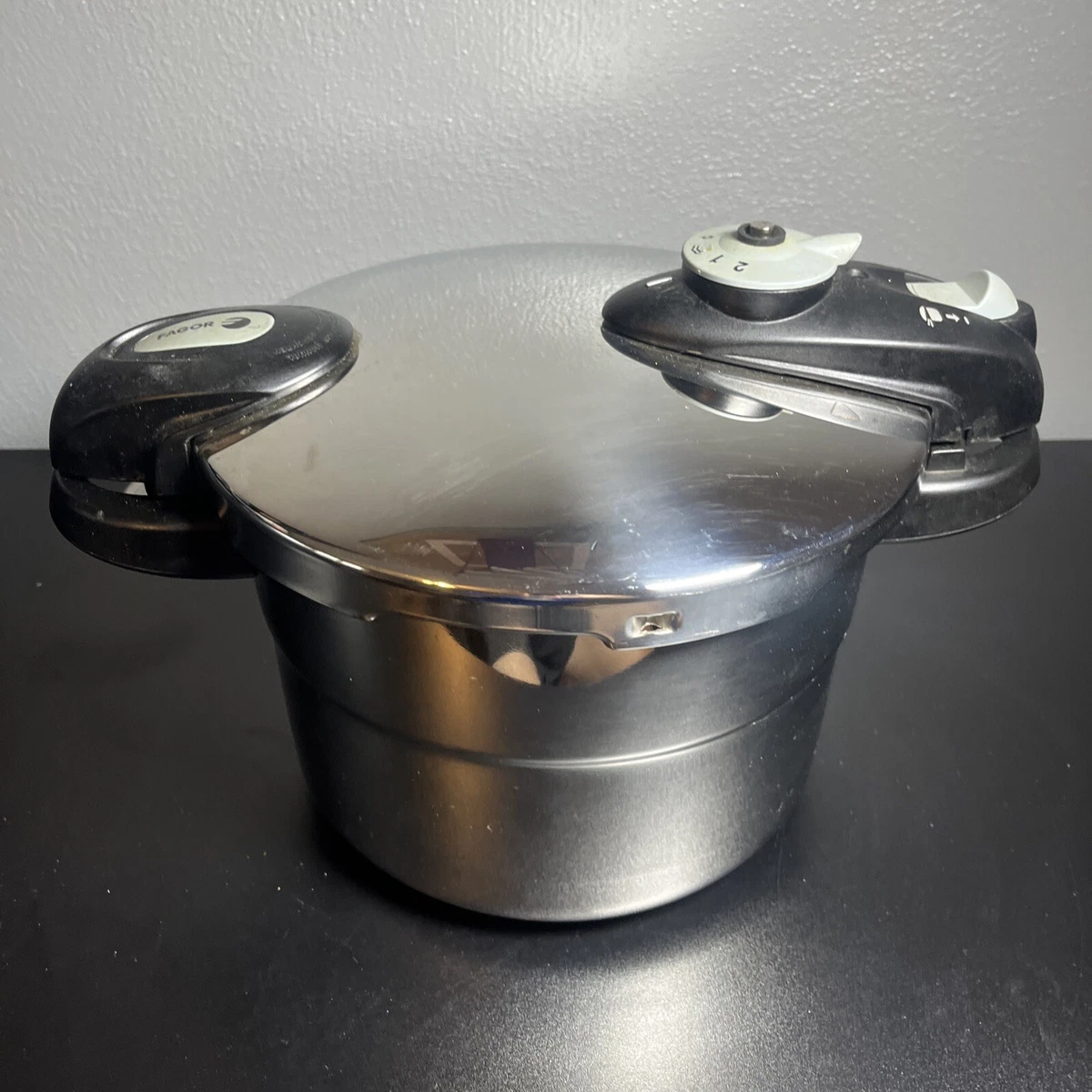 Fagor stainless online steel pressure cooker