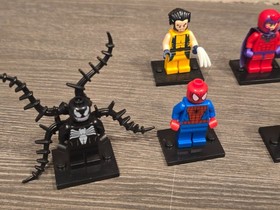 12 LEGO Marvel Super Heroes Minifigures Wolverine Chopper Magneto Deadpool Loki
