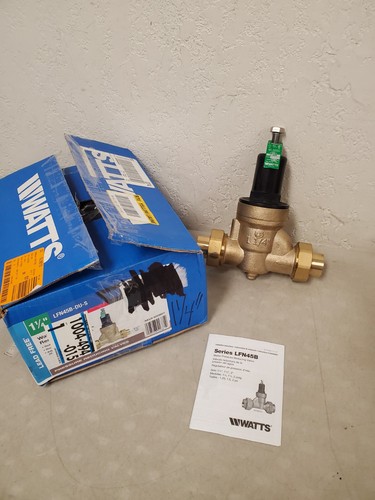 Watts 1-1/4 in. Lead-Free Copper Silicon Double Union Pressure Reducing Valve