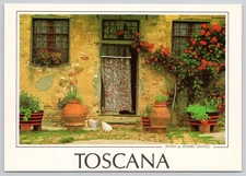 Toscana Home Cortile di casa colonica Flowers Italy Postcard