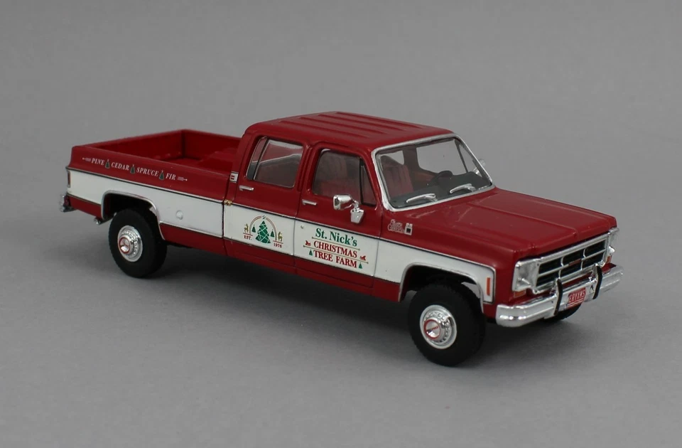 1:64 IXO Models *RED & WHITE* 1976 GMC Sierra K2500 ST NICKS CHRISTMAS TREE FARM - Image 3 of 4