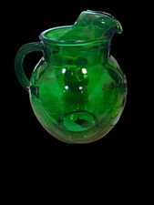 Gorgeous Vintage Emerald Green Round Glass Pitcher With Ice Lip Ribbed Handle