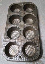 Vintage Ovenex X080 Muffin Pan Waffle Pattern (8- 2" Muffins) Made In The USA