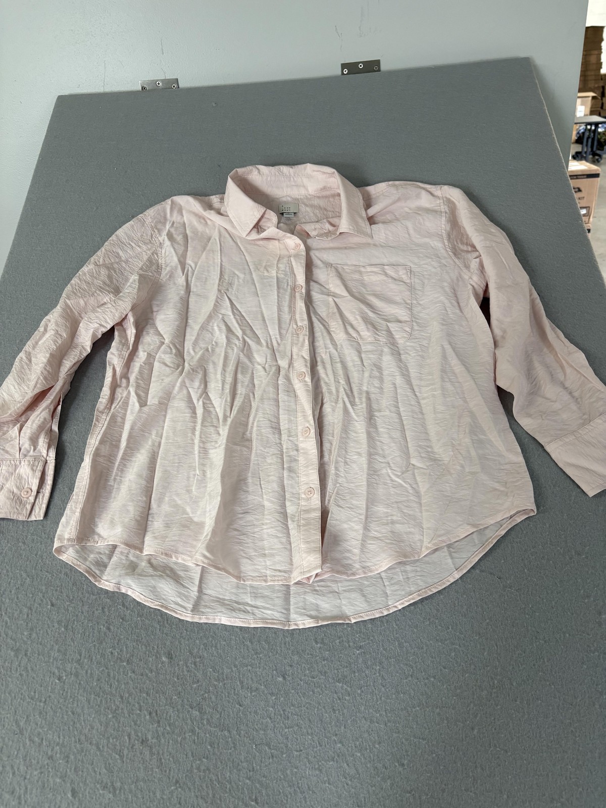 A New Day Shirt Womens Medium Light Pink Button Down Long Sleeve Collared Pocket
