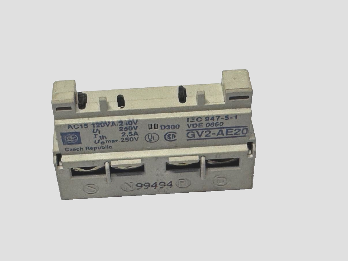 Telemecanique GV2 AE20  021355 Auxiliary Switch  Plug in Contact 2NO GV2AE20
