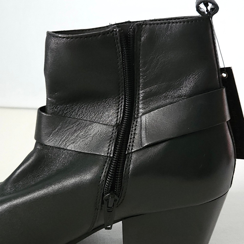House of Harlow 1960 Black Leather Harness Boots 8.5 Mob Wife