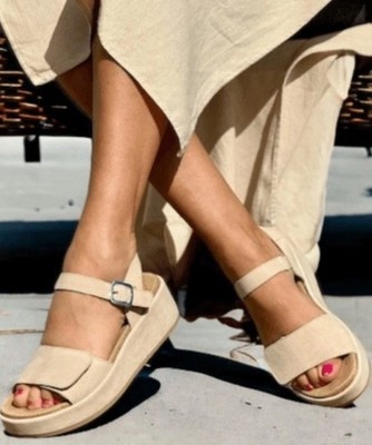 Remonte Womens Jocelyn Beige  us 11
