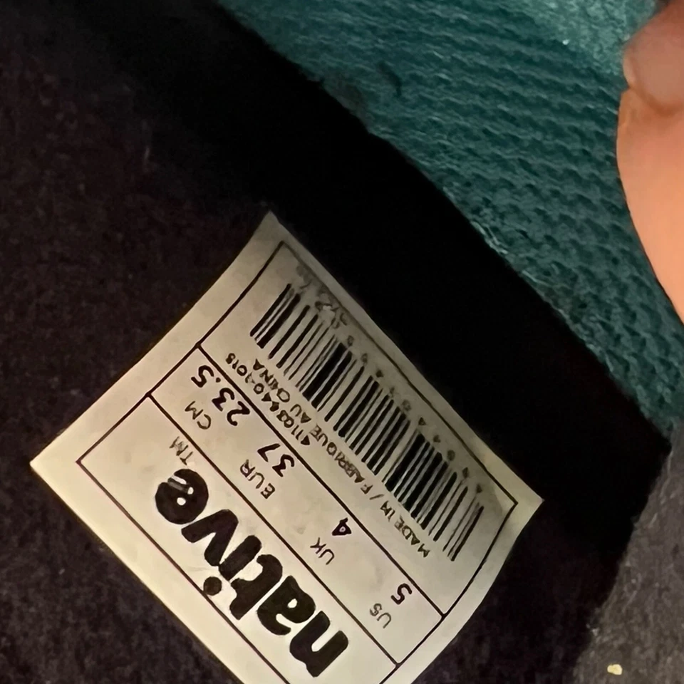 Native Shoes Juniors Boys Ap Apex Ct Black Boot Rain Size US 5/ UK 4 / EU 37 - Image 4 of 4