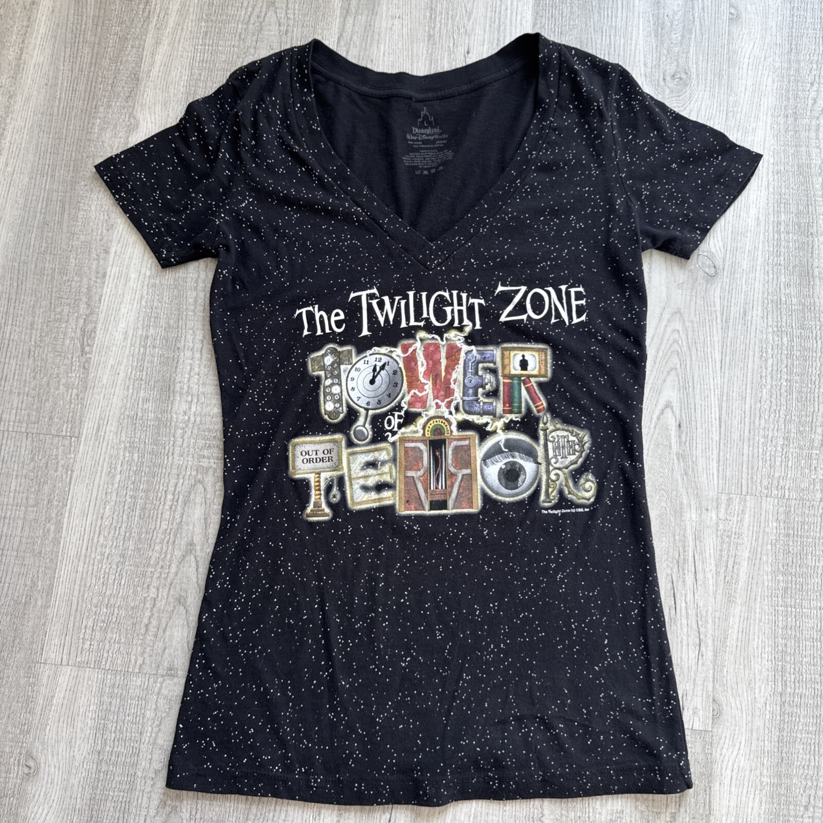 Disney The Twilight Zone Tower Of Terror Graphic Shirt Sz L (Ladies Fit V-Neck)