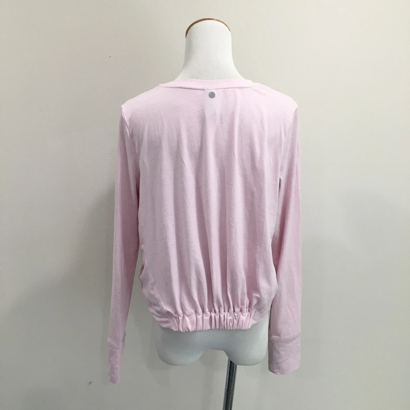 yogalicious knot front hem long sleeve shirt