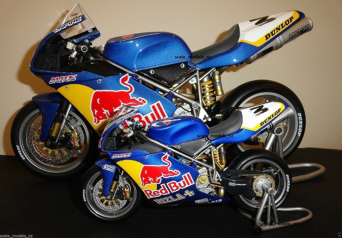 MINICHAMPS 1:6 – DUCATI 998R – P. CHILI – 2002 WSB – VERY VERY