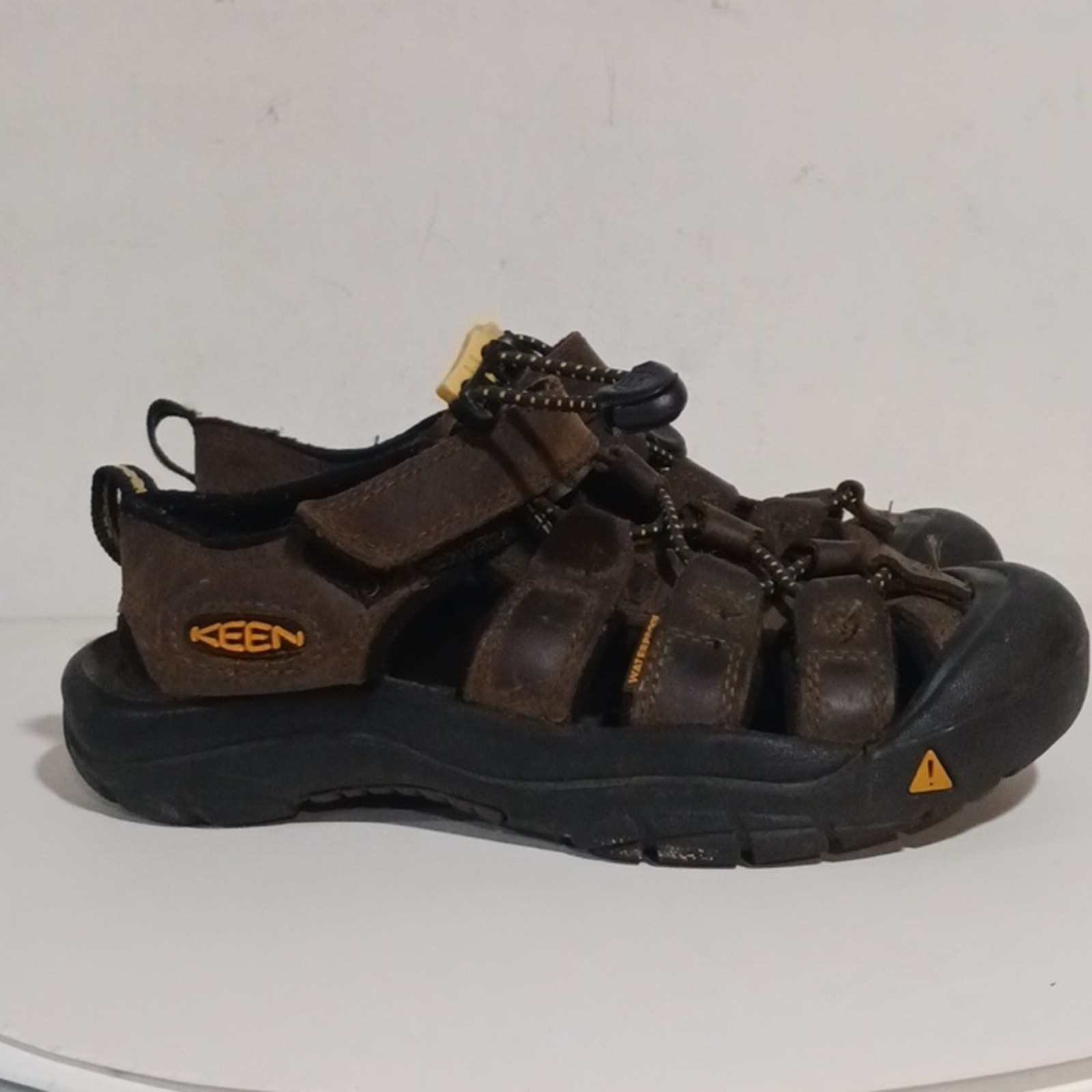 Sandali sportivi Keen Kids Newport H2 in pelle impermeabili taglia 1 escursionismo unisex