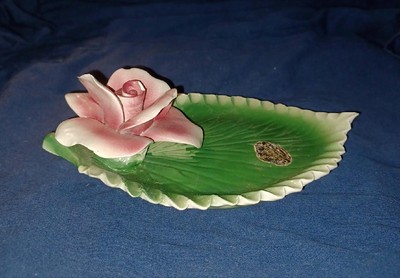 BELL POUR KERAMIK LUSTRE VIETRI VON MAIN BAROQUE BEIGE DEKORIERT MADE