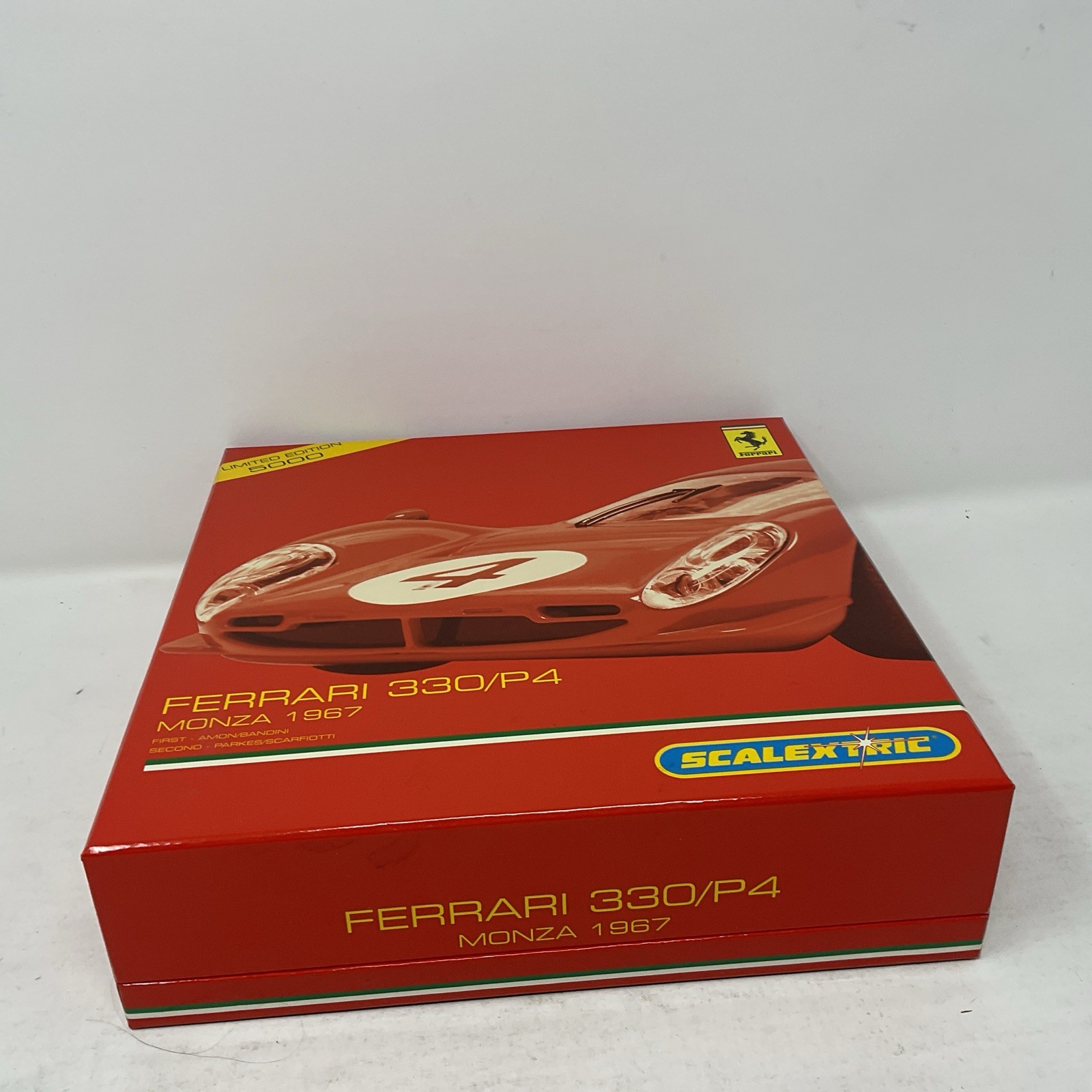 Slot Car Scalextric Ferrari 330 P4 #24 Le Mans 1967 - Échelle 1/32 - Occasion état Neuf