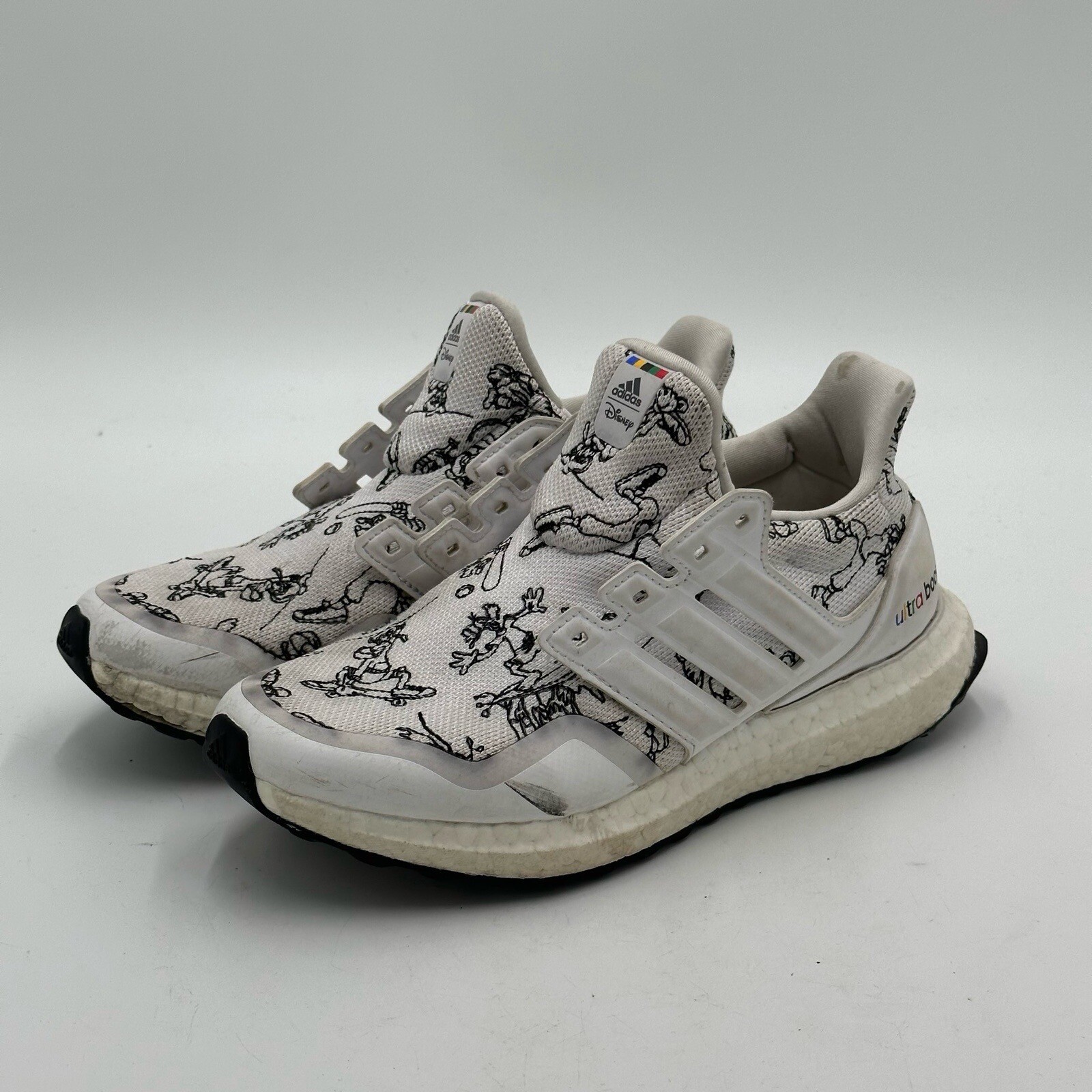 adidas ULTRABOOST DNA × DISNEY GOOFY White Black Size No Laces