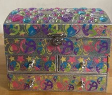 Toyo Musical Jewelry Box Hats, Peace, Signs Jewels Drawers. Lisa Frank Style